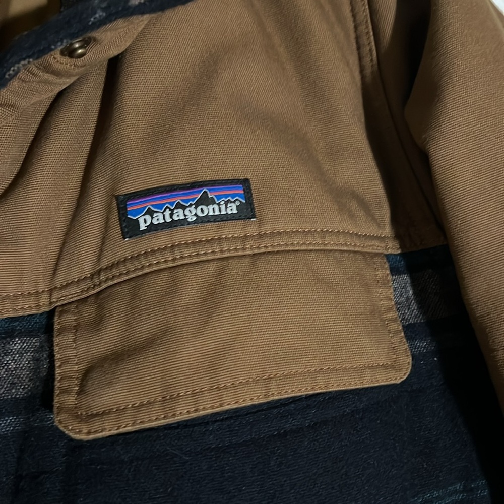 Patagonia Out Yonder jacket - Picture 2 of 4